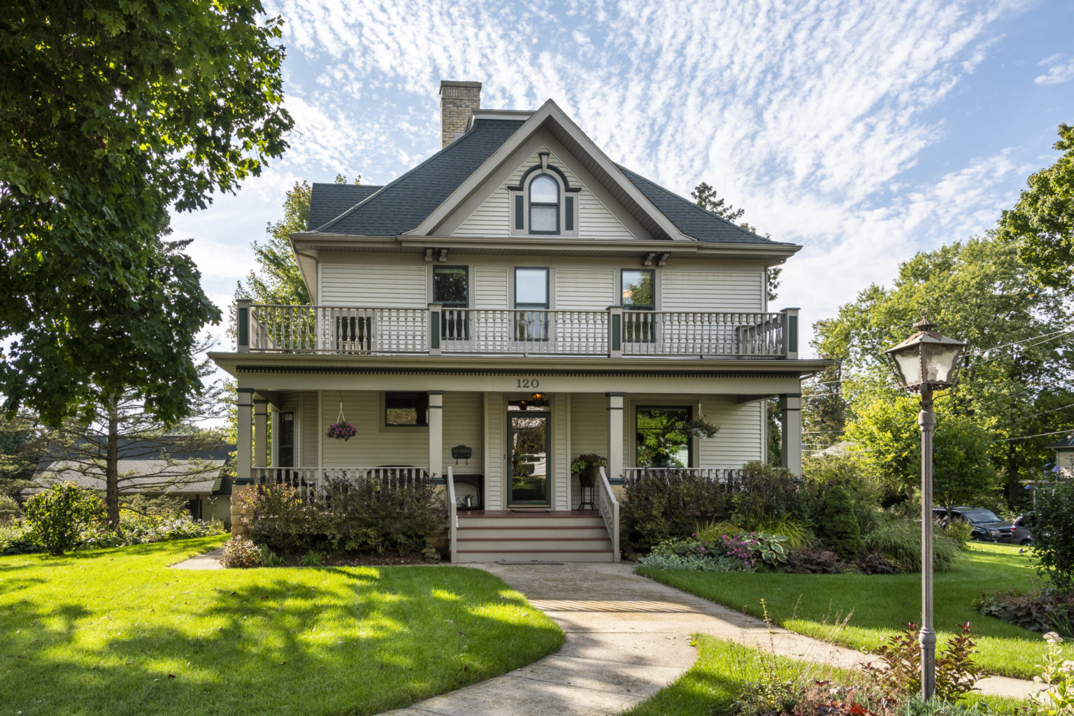 Date night in Mount Horeb